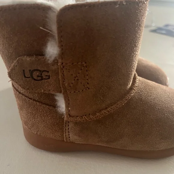UGG Kids Brown Suede Boots - Picture 5 of 5